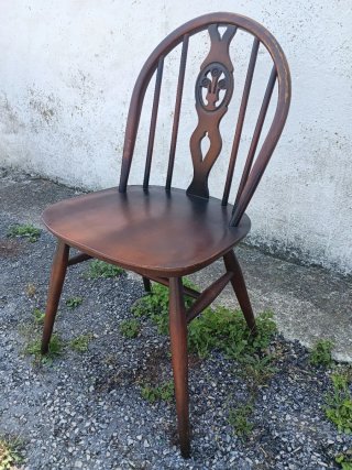 7 Sillas Ercol madera de olmo. Original con sello.
