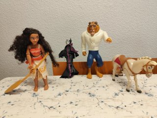 Muñecos Disney: Bella, Bestia, Maléfica, Moana