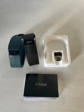 Xiaomi Mi Band 3 Negra y fit bit. Para reparar.