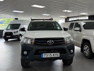Toyota Hilux Doble Cabina 2.4 150D 4x4 GX