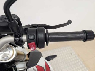 BMW Motorrad F 900 R A2