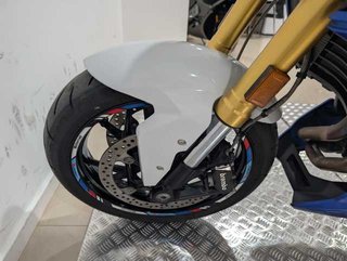 BMW Motorrad F 900 R A2