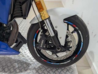 BMW Motorrad F 900 R A2