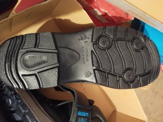 Botas de seguridad Security Line a estrenar