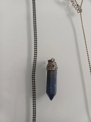 Colgante y collares bisutería