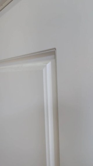 Carpintero profesional: Parquet y puertas