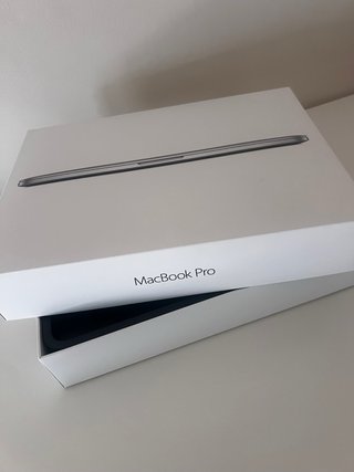 Caja MacBook Pro 13 Retina