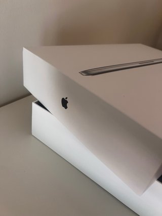 Caja MacBook Pro 13 Retina