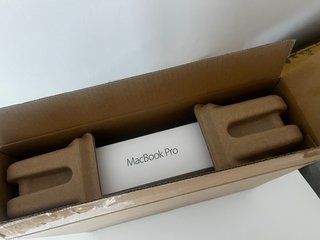 Caja MacBook Pro 13 Retina
