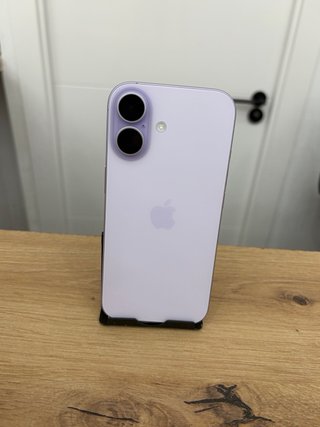 iPhone 17
