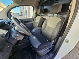 Nissan NV250 2021