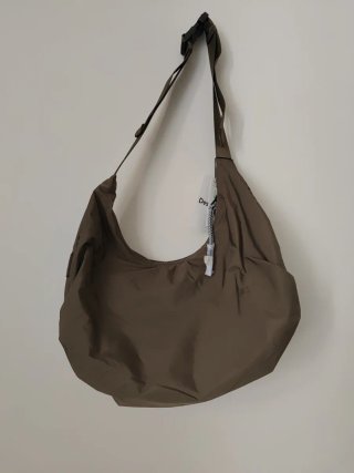 Bolso Desigual marrón y morado nuevo sin estrenar.