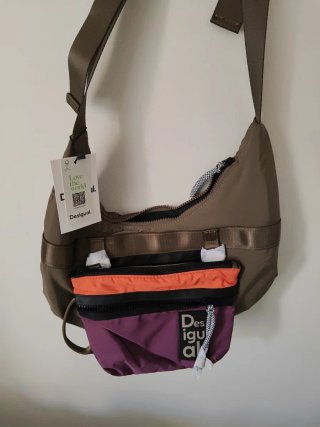 Bolso Desigual marrón y morado nuevo sin estrenar.