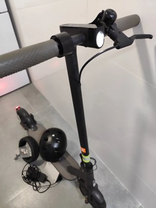 Patinete Eléctrico Xiaomi + Casco