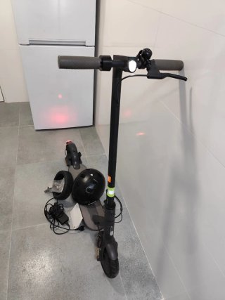 Patinete Eléctrico Xiaomi + Casco
