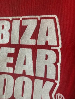 Camiseta Ibiza Year Book 2004 Roja Talla S