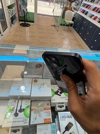 iPhone 13 128GB Midnight