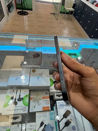 iPhone 13 128GB Midnight