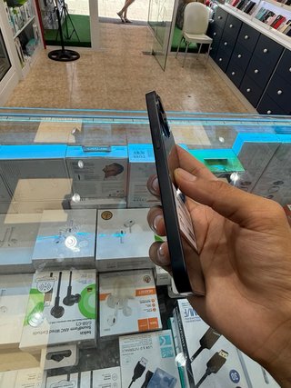 iPhone 13 128GB Midnight