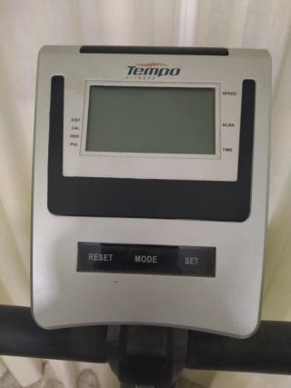 Bicicleta Estática Tempo Fitness 8901