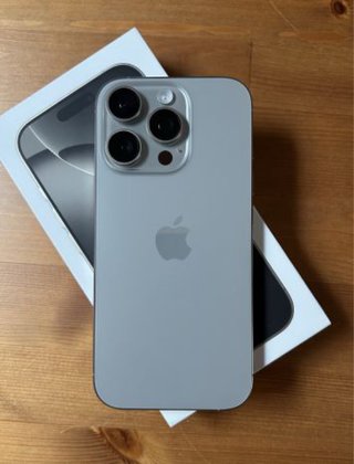 iPhone 16 Pro Gris Como Nuevo