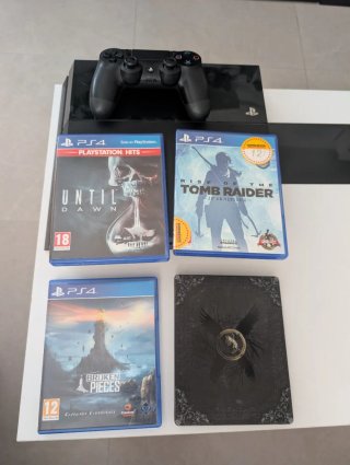 PS4 + Mando + 4 Juegos