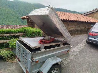 Remolque para perros con tapa aluminio y bandeja
