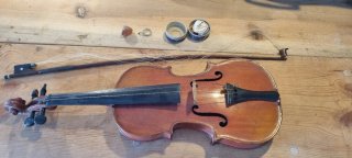 Violín Jerome Thibouville antiguo