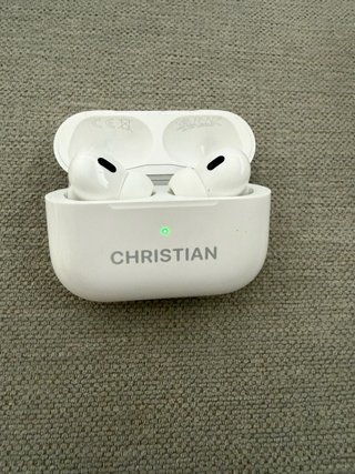 Apple AirPods Pro 2
