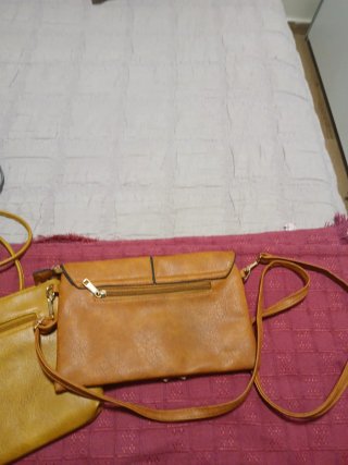 Lote 4 bolsos por 15€, uno 5€