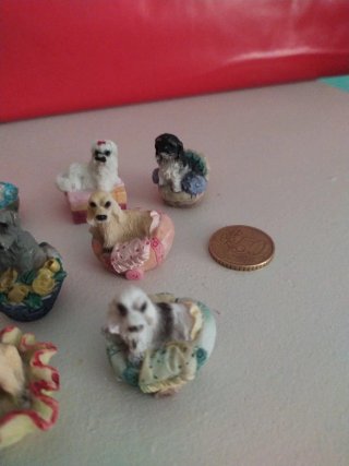 Lote 9 Figuras Perritos Miniatura