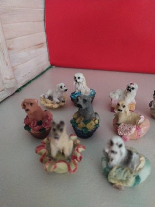 Lote 9 Figuras Perritos Miniatura
