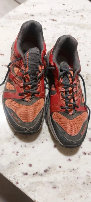 Zapatillas chica senderismo 39