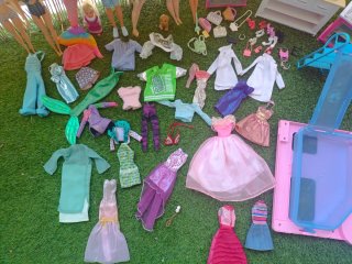 Gran lote de Barbie Envío!