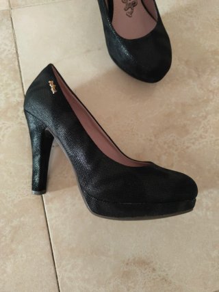 Zapatos de tacón Refresh negros