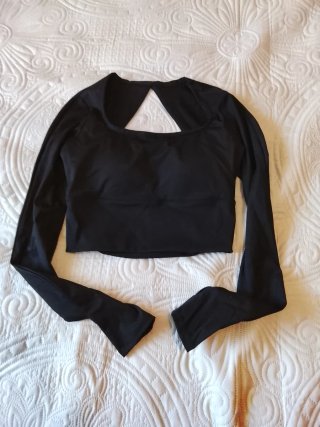 Top mujer escote cut-out manga larga
