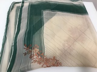 Pañuelos cuadrados estampados
