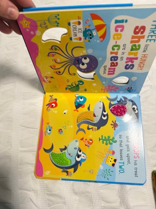 Libro infantil Never Touch the Wild Animals