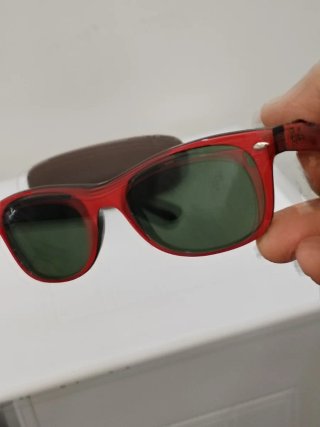 Ray Ban New Wayfarer 2132 Italia