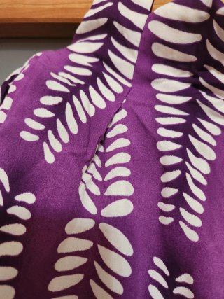 Pantalón de verano largo morado y blanco