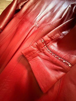 Abrigo cuero vintage rojo