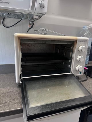 Horno Eléctrico Cecotec con Accesorios