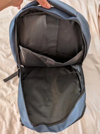 Mochila azul marino
