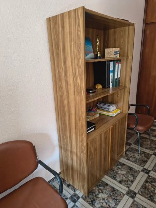 Mesas de oficina modular con estantería y archivad