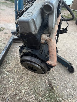 Motor Mercedes MB 120D