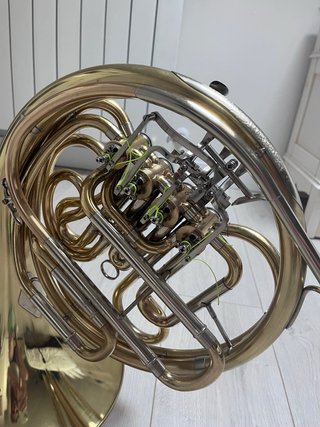 Trompa Doble Yamaha YHR-567 - Como Nueva
