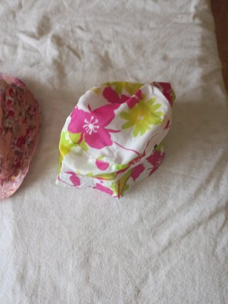 Lote 3 Gorras Mujer Flores