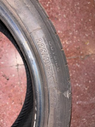 Neumático 225/40 R18 92W