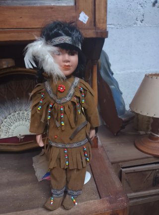 Muñeco antiguo indio