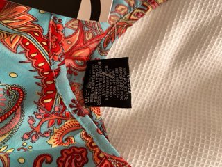 Blusa de seda azul nueva con etiqueta